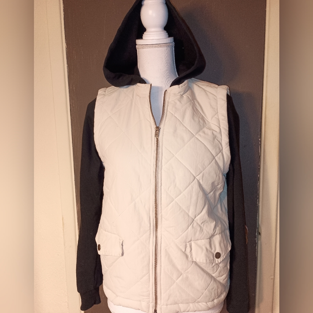 Cloth Hoodie with Quilted Vest